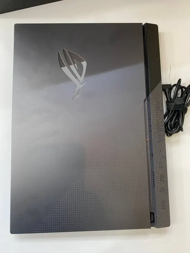 ASUS ROG Strix G513 Gaming Laptop | Ryzen 7 | RTX 3050 Ti | 16GB - Photo 5