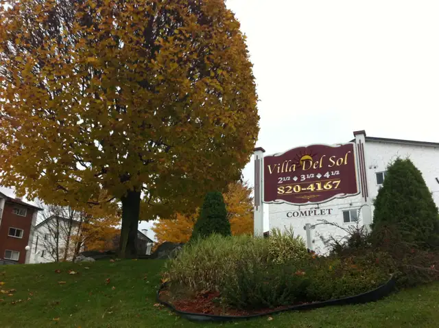 Grand et beau 4 1/2 rénové dans le Nord de Sherbrooke - Photo 10