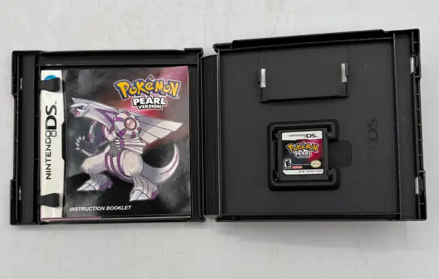 Pokemon Pearl Version on the Nintendo DS with Case & Manual - Photo 3