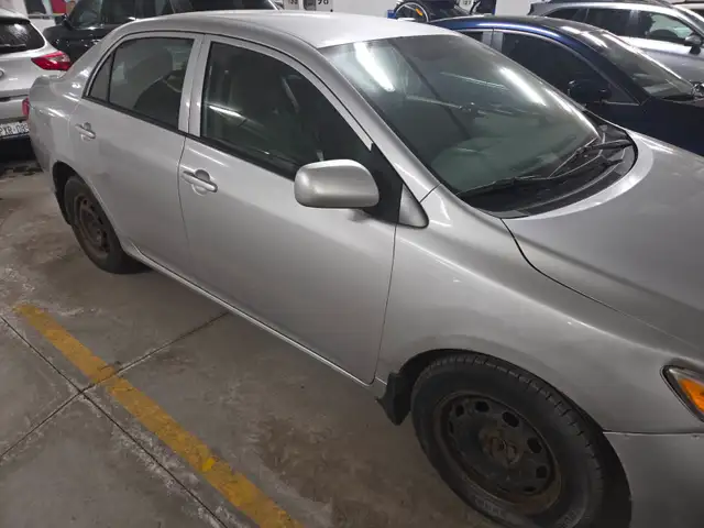 Toyota Corolla - Photo 2