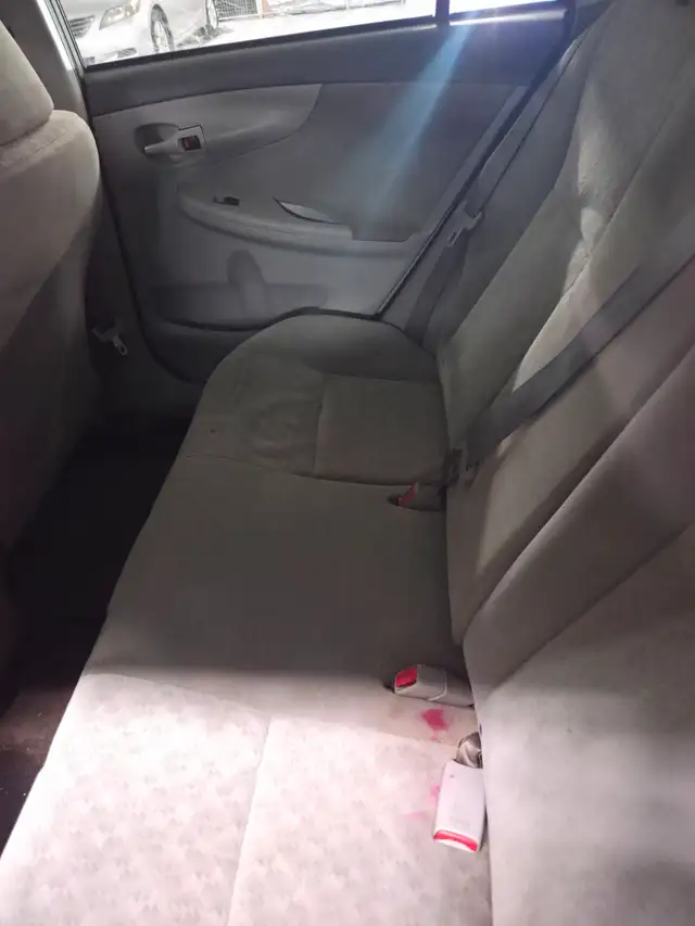 Toyota Corolla - Photo 8