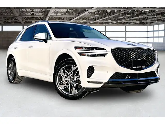 2025 Genesis GV70 2.5T Advanced | Vented Leather | Panoroof | AW - Photo 11