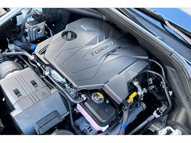 2025 Genesis GV70 2.5T Advanced | Vented Leather | Panoroof | AW - Photo 33