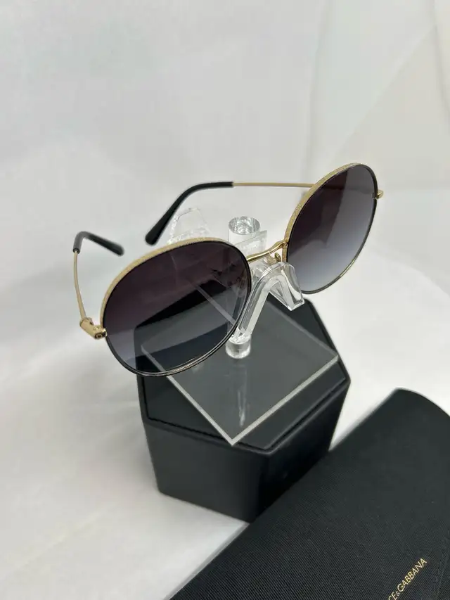 D&G DG2243 Sunglasses round - Photo 3