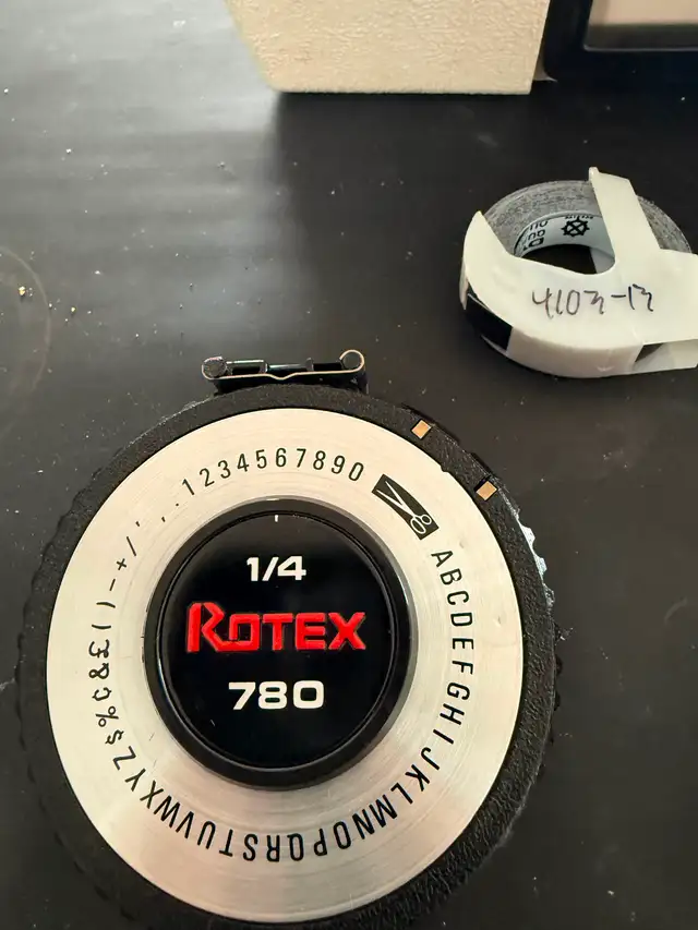 Label Maker Kit - Photo 2