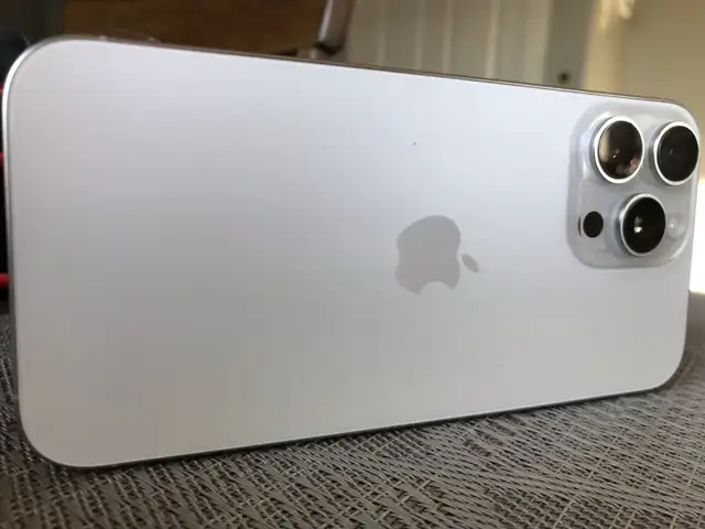 iPhone 16 pro max 256gb - Photo 3