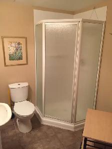Orillia Room for rent, All Inclusive, Semi-Furnished Very Clean - Photo 7