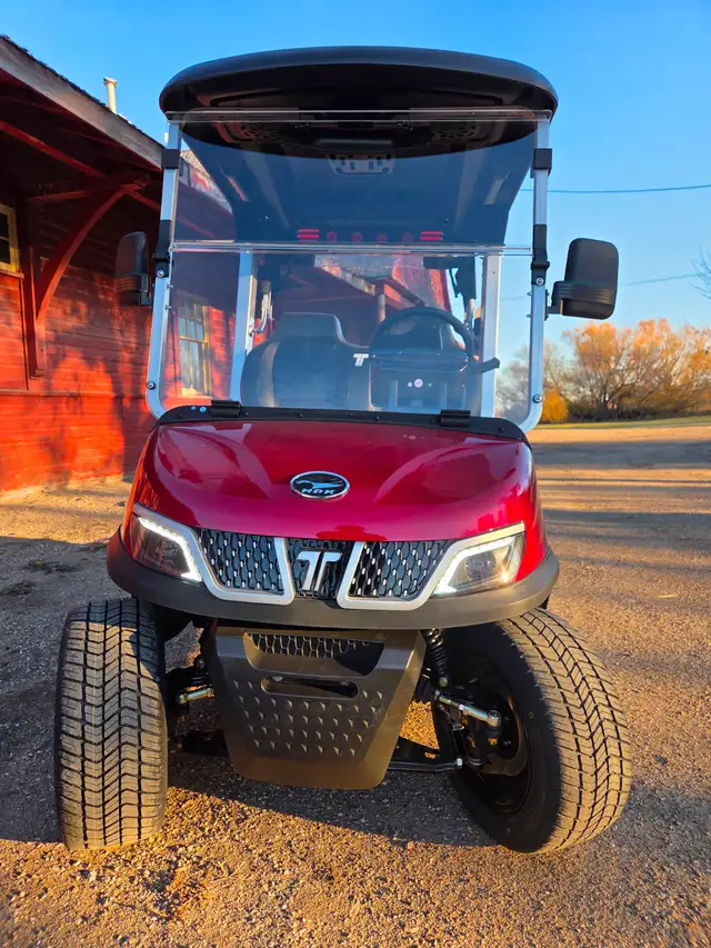2026 Tara Spirit golf cart in Candy Apple Red - Photo 4