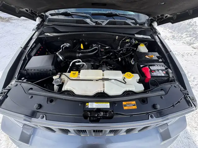 2012 Jeep Liberty Sport EXTREMELY LOW MILEAGE GREAT CONDITION - Photo 23