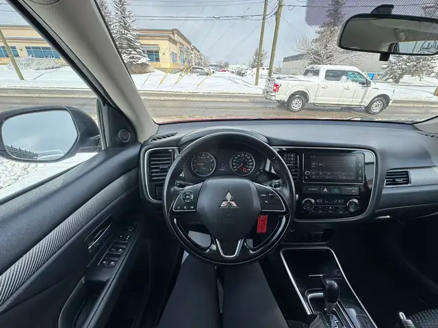 2018 Mitsubishi Outlander ES ALL WHEEL CONTROL - Photo 11
