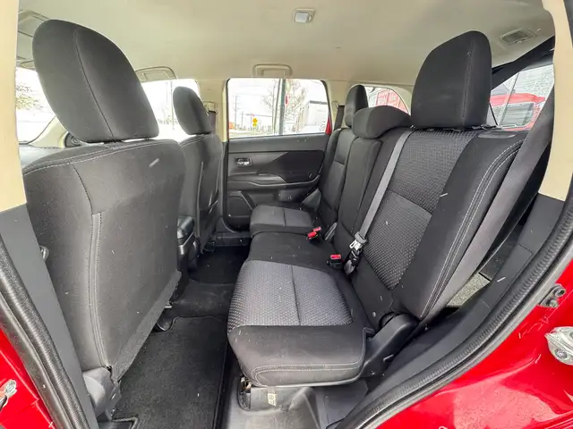 2018 Mitsubishi Outlander ES ALL WHEEL CONTROL - Photo 18