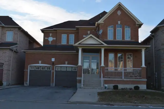 FAMILY ONLY! 4 Bedroom house for rent in Brampton from May 1st - Photo 2