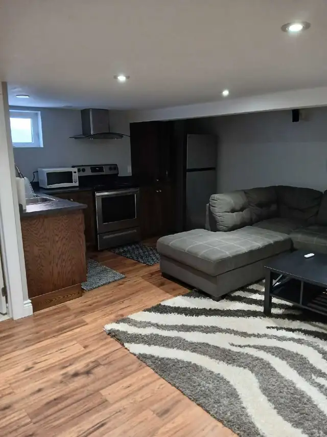 1 bedroom apartment everything included! - Photo 7