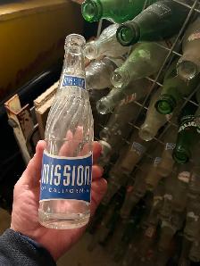 Vintage pop bottles - Photo 6