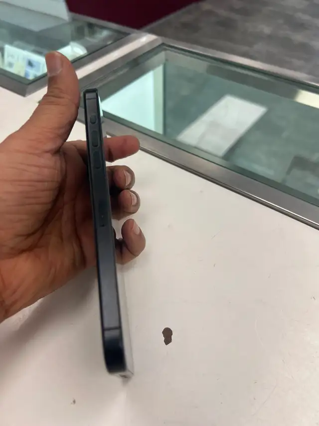 iPhone 15ProMax, 128GB,unlocked for all carriers 1‑Year Warranty - Photo 2