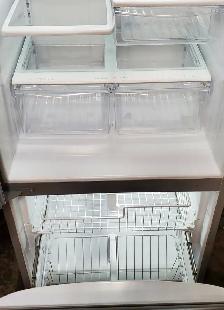 Whirlpool Fridge freezer bottom - Excellent condition, clean col - Photo 4