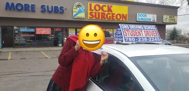 driving lessons - 10hrs driving only/free pickup - Photo 8