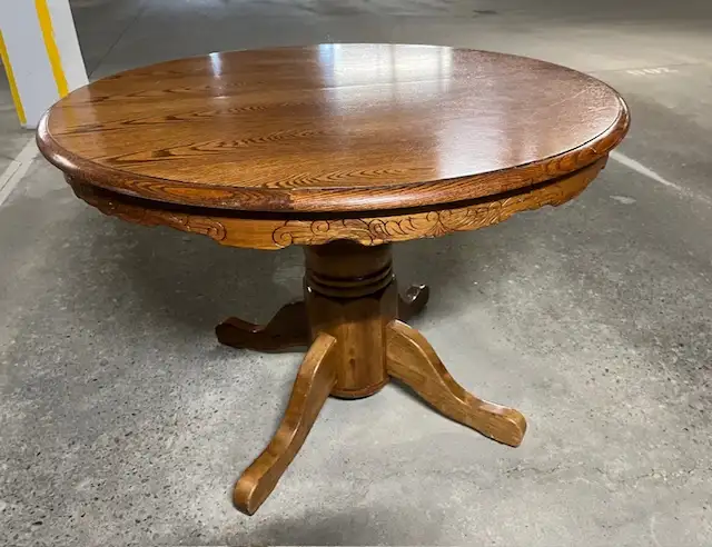 DINING TABLE - Photo 2