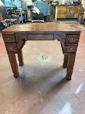 small desk - Photo 2