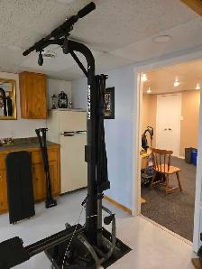 bowflex gym  with lat tower. - Photo 2