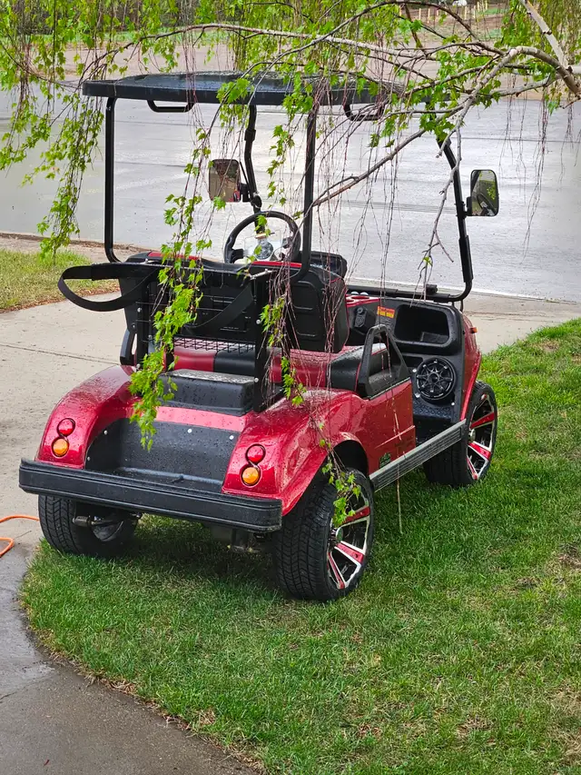 2026 Classic 2  Golf Cart in Candy Apple Red
