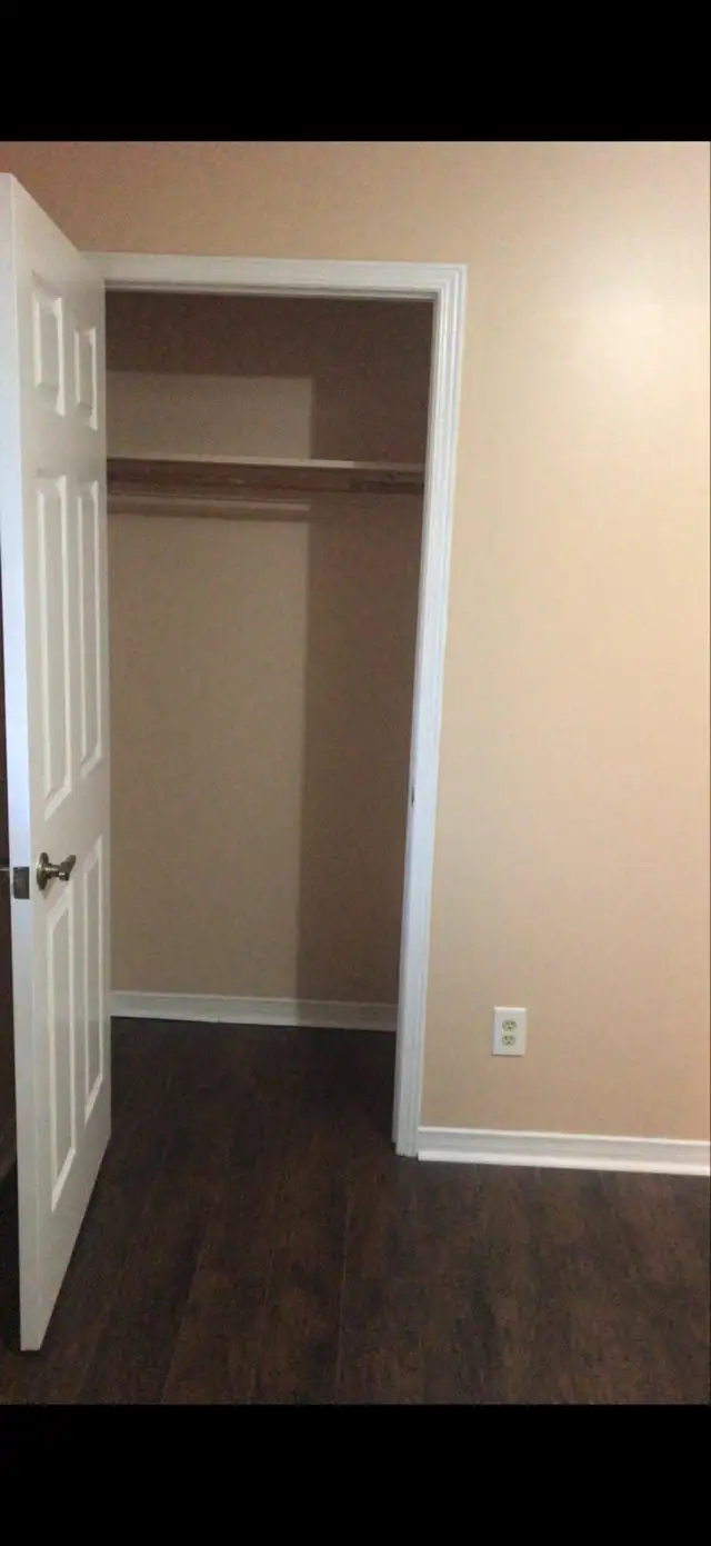 Room for rent in Scarborough - Photo 4