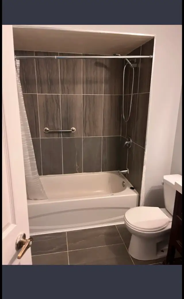 Room for rent in Scarborough - Photo 5