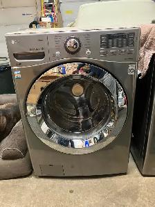 LG Washer and dryer - Photo 4