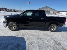 2012 Ram 1500 ST Crewcab Brand New Safety Private Sale only189km - Photo 5
