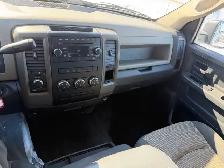 2012 Ram 1500 ST Crewcab Brand New Safety Private Sale only189km - Photo 11