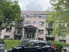 LARGE 5.5 , 3.5  STEPS FROM  UdeM, METRO'S SERVICES....