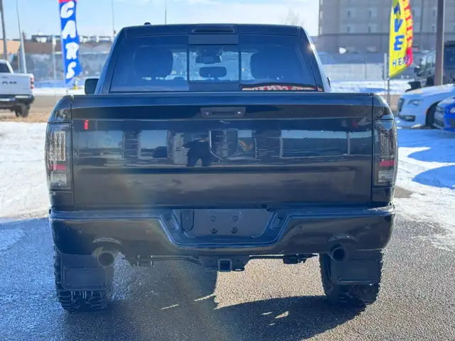 2014 RAM 1500 SPORT CREW CAB – 5.7L HEMI V8 – 4X4 - Photo 6