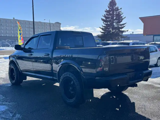 2014 RAM 1500 SPORT CREW CAB – 5.7L HEMI V8 – 4X4 - Photo 7