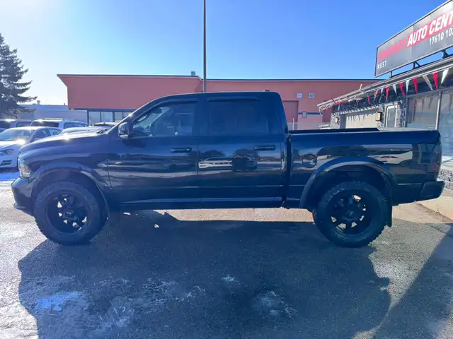 2014 RAM 1500 SPORT CREW CAB – 5.7L HEMI V8 – 4X4 - Photo 8