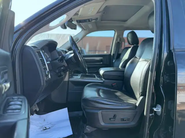 2014 RAM 1500 SPORT CREW CAB – 5.7L HEMI V8 – 4X4 - Photo 11