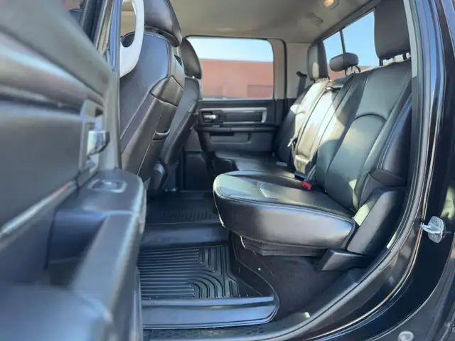 2014 RAM 1500 SPORT CREW CAB – 5.7L HEMI V8 – 4X4 - Photo 13