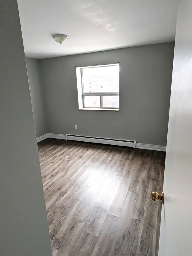 One Bedroom Apartment - Photo 7