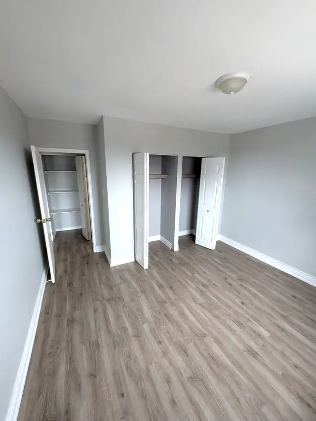One Bedroom Apartment - Photo 8