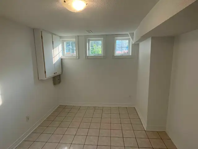 Birchmount and Danforth Basement Apartment Rental - Photo 3