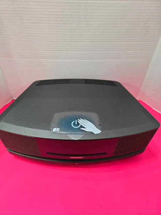 Bose Wave IV With Bluetooth Base and Remote