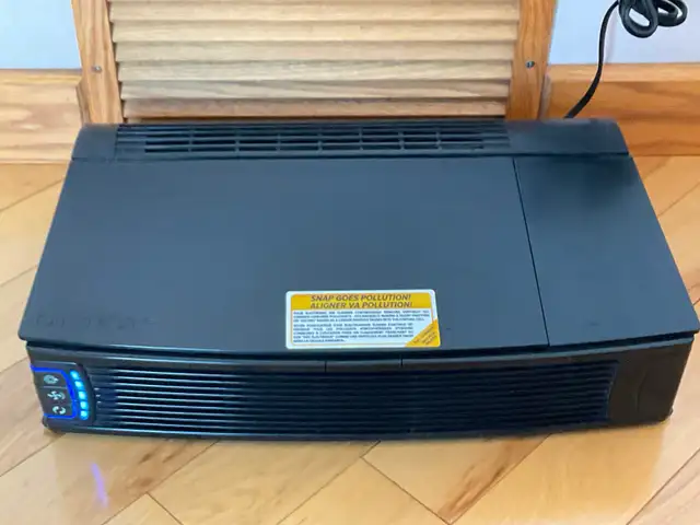 Oreck ProShield Air Purifier. Excellent Shape.