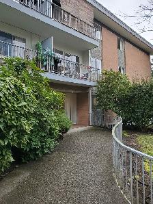 1 Bedroom Apt Available April 1st Near Edmonds Skytrain Station