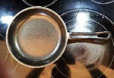 8 inch Non Stick Frying Pan - Photo 2