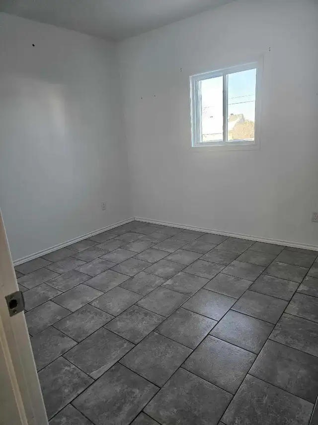 2 Bedroom semi bungalow apartment for rent - Photo 3