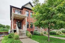 Magnifique Condo 2000 pi2 Brossard