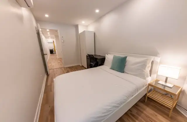 Summer Sublet Available - Montreal/McGill Campus - Photo 2