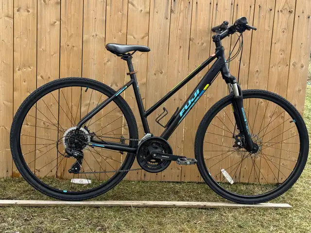 Fuji Traverse 1.7 (Large Frame ) - Photo 3