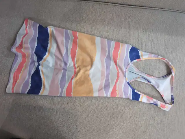 Lululemon medium top