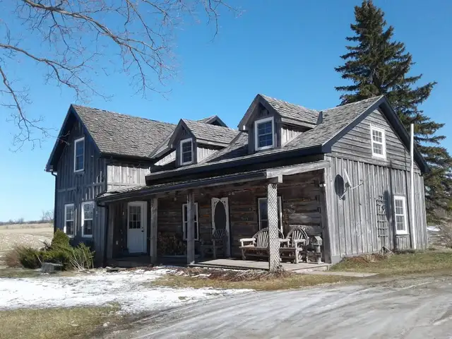 Century Farm Log House FOR RENT