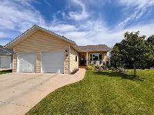 House for sale in Winkler